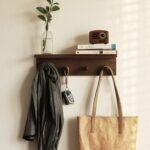 Entrance Coat Rack ，Coat Hooks, Wall-Mounted Wooden Hook Rack, Wall-Mounted Shelves are Very Suitable 1pcs(Walnut Color)